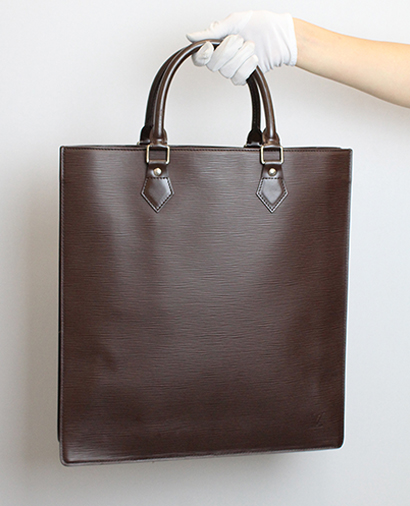 Sac Plat, vista frontal